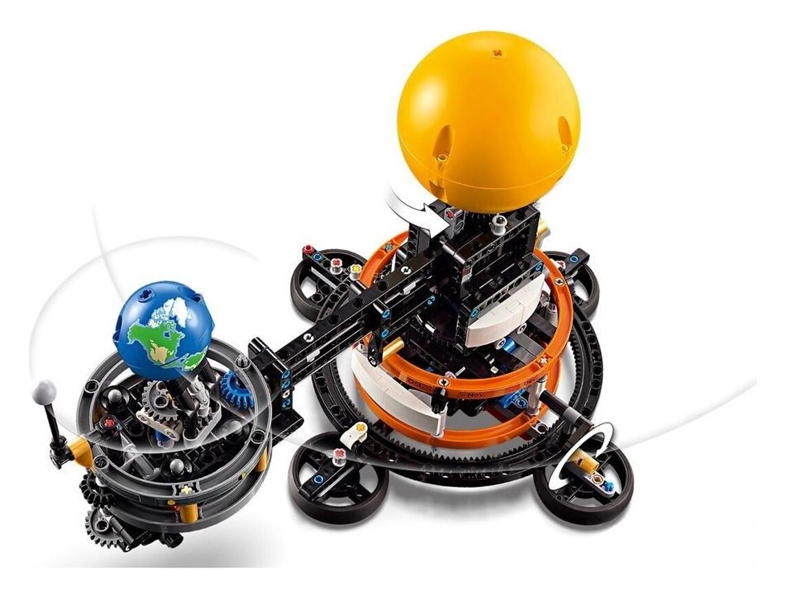 LEGO Technic De aarde en de maan in beweging
